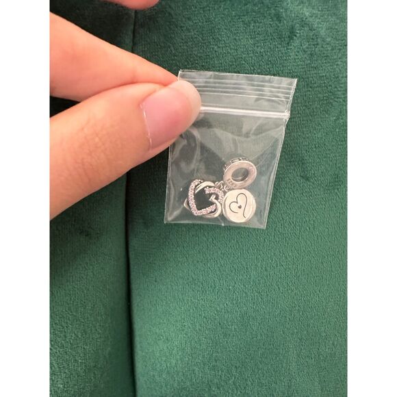 NWOT Mom & Daughter Heart Pandora Fit Charm - Picture 9 of 10